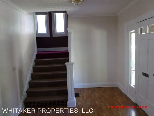 Building Photo - 954 MANHATTAN Ave