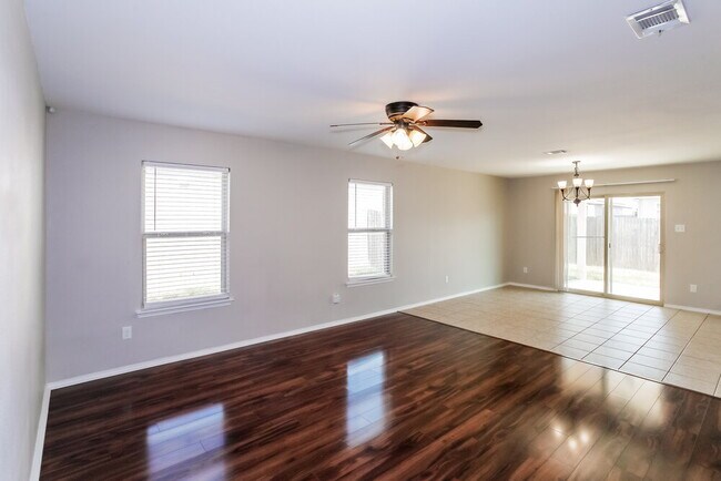 Building Photo - 5432 Shady Springs Trail