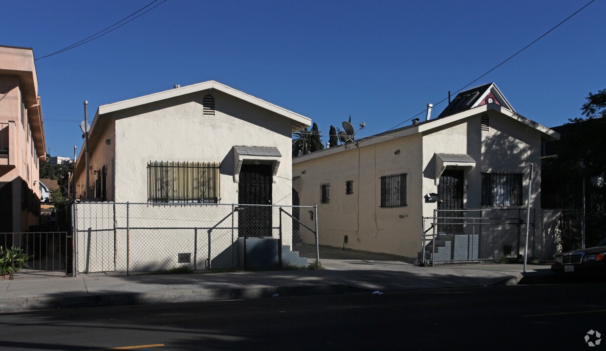 Primary Photo - 2650-2656 Workman St