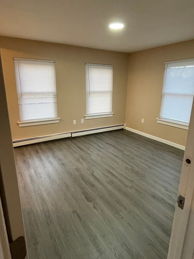 Photo - 62 E Water St Apartment