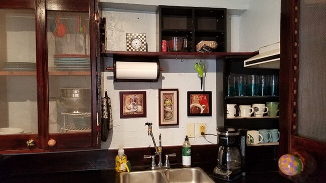 Foto del edificio - 334 E Mulberry St