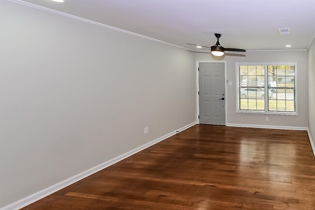 Building Photo - 1776 Tahiti Ln