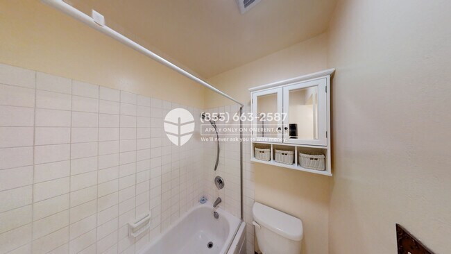 Foto del edificio - 1036 Oak Grove Rd