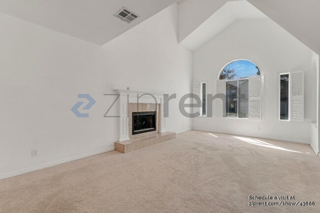 Foto del edificio - 3052 Carlotta Cir