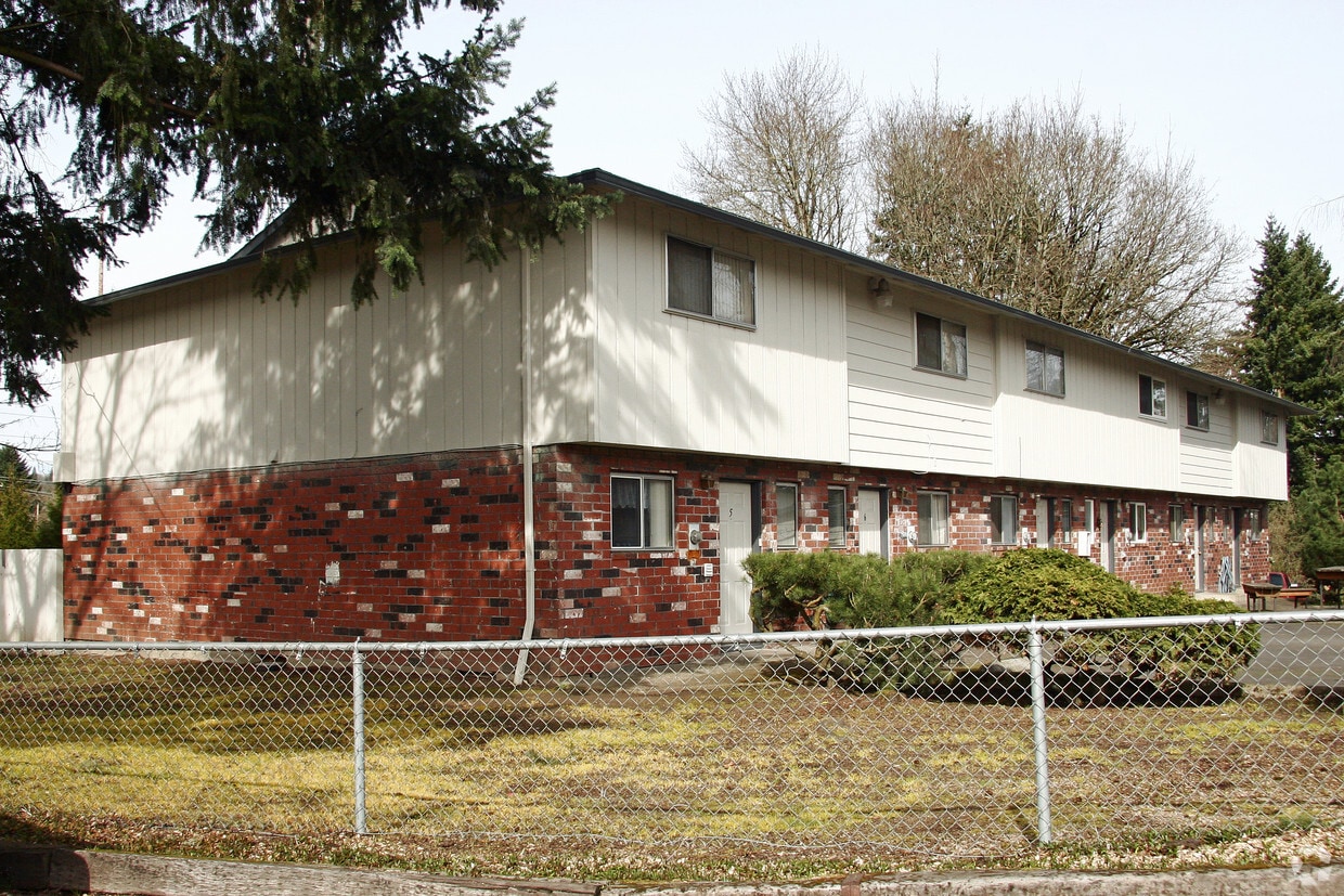 Building Photo - 18300 SE Abernethy Ln