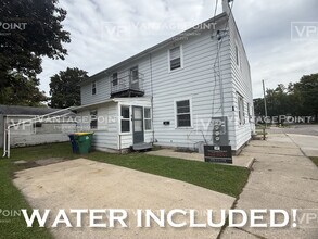Building Photo - 1183 Harvey St