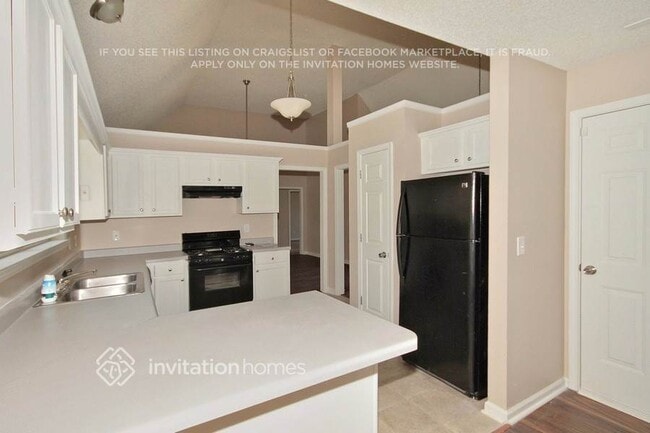 Foto del edificio - 16 Chastain Way