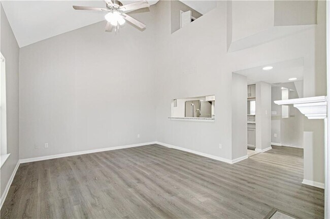 Foto del edificio - 204 Ivy Green Ln SE