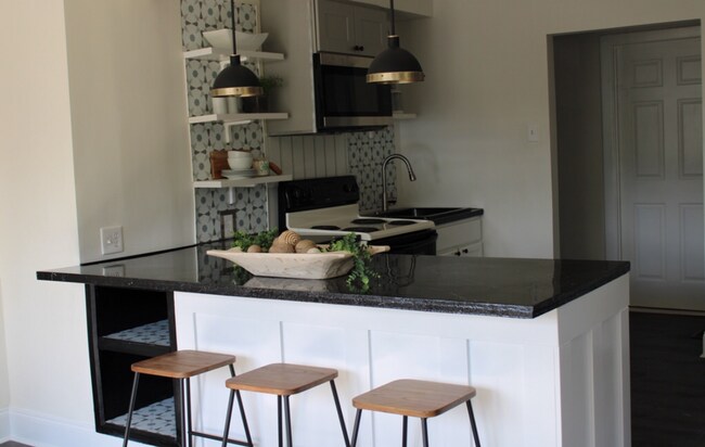 Building Photo - NO PETS. Don't miss this beautifully remol...