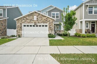 Building Photo - 1557 W Oakbrook Dr