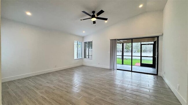 Building Photo - 3700 NW 19th St