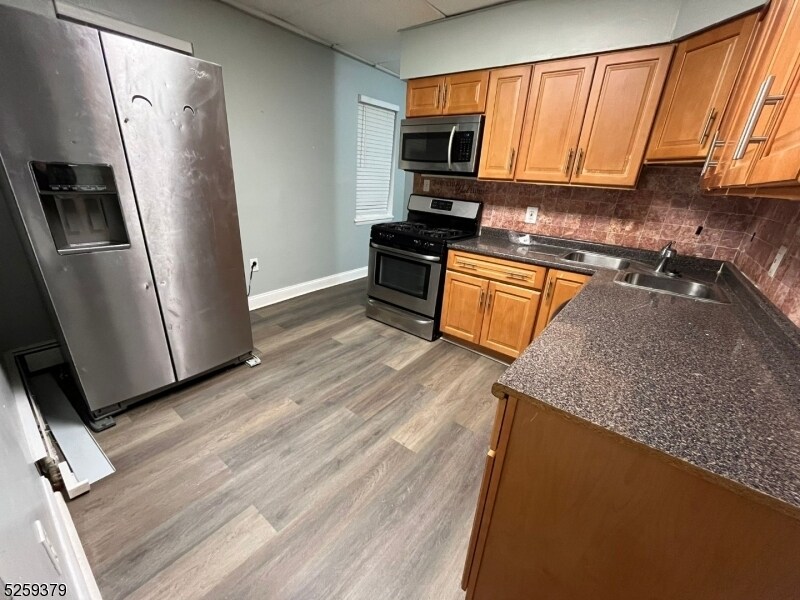 348 Sussex Ave, Newark, NJ 07107 Townhome Rentals in Newark NJ