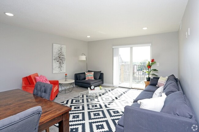 Interior Photo - The Belmont