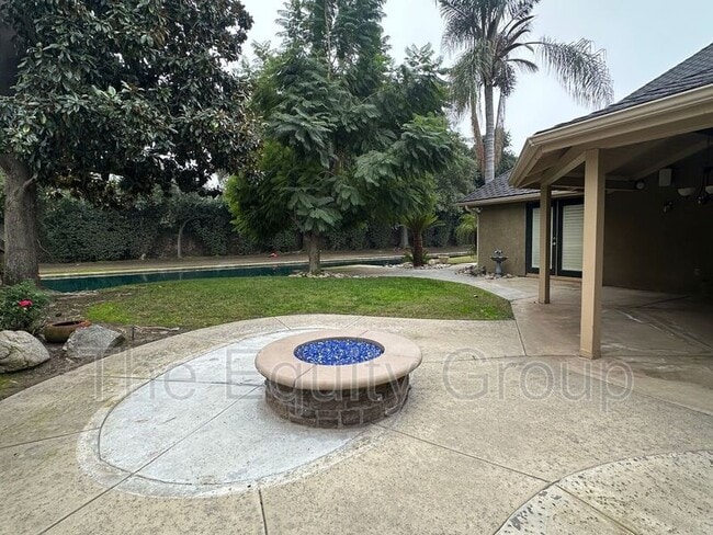 Foto del edificio - 5503 W Sweet Dr