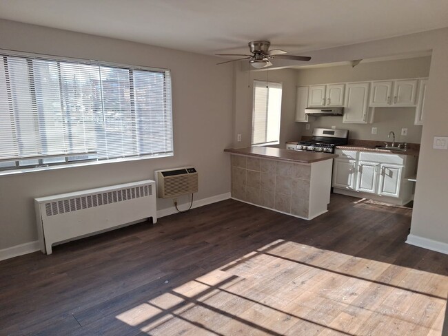 Building Photo - NEWLY AVAILABLE - RENOVATED 2 BR UNIT IN T...