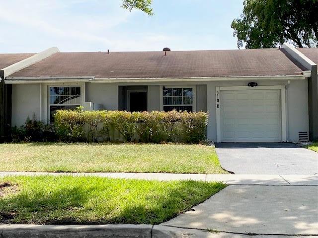 Primary Photo - 330 Lakewood Cir E