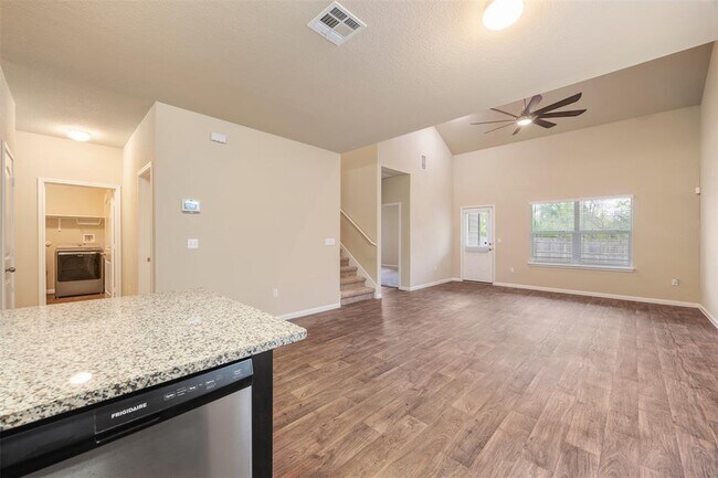 Foto del edificio - 202 Orchard Ln