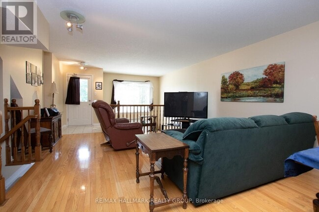 Building Photo - 1683 Blohm Dr
