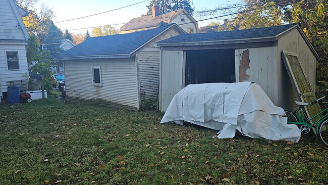 Foto del edificio - 963 Perry St