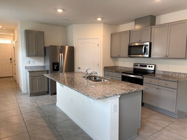 Building Photo - 2642 Angel Falls Dr