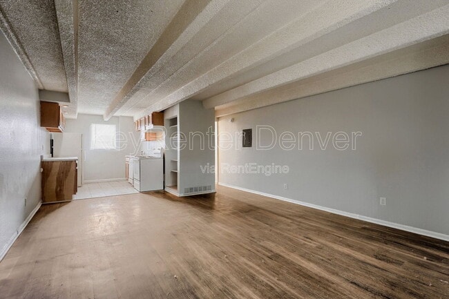 Building Photo - 1180 Yosemite St