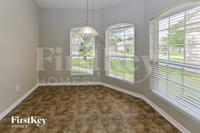 Building Photo - 9615 Barr Spring Dr