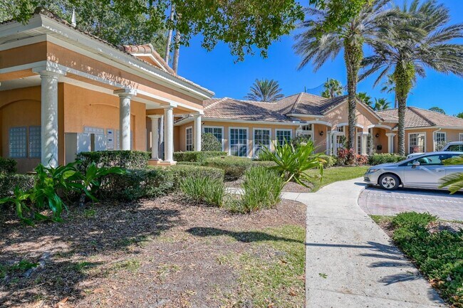 Foto del edificio - 625 Fairway Dr