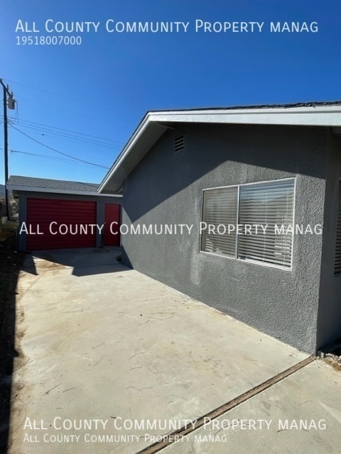 Building Photo - 61465 Alta Vista Dr
