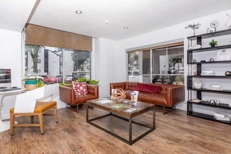 Building Photo - 4400 Memorial Dr