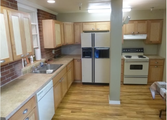Kitchen - 2109 3rd St