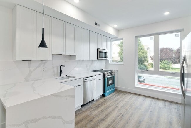 Photo - 1520-22 N 8th St Apartment