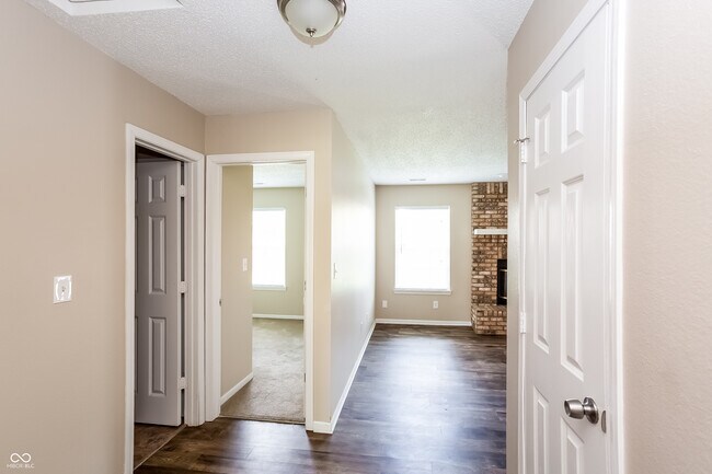 Foto del edificio - 1843 Sweet Blossom Ln