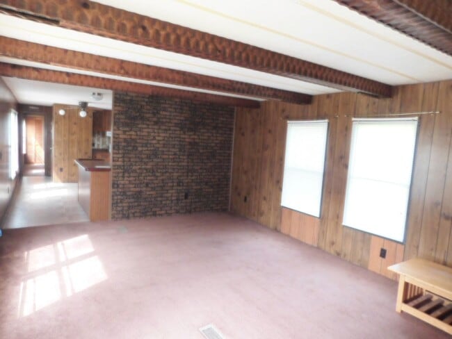 Building Photo - 2 bed, 2 bath in Hertford