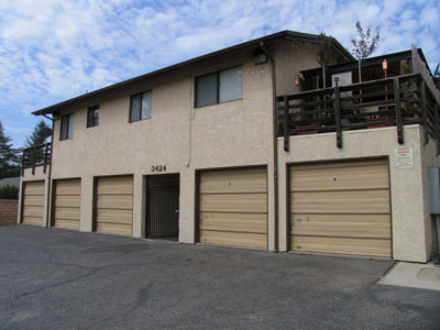 Primary Photo - 3424 Oak St