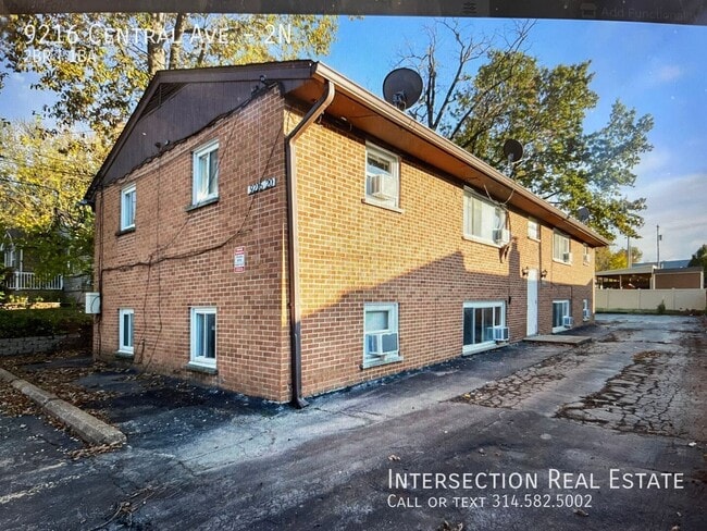 Building Photo - 9216 Central Ave