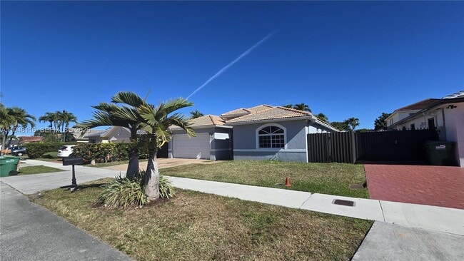 Building Photo - 9125 SW 166th Ave