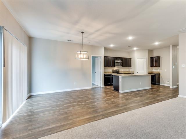 Building Photo - 405 Starboard Dr