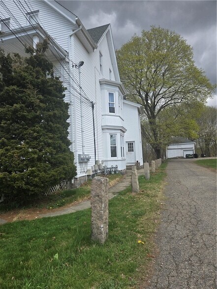 Foto del edificio - 35 Pleasant St
