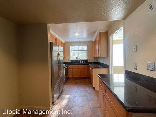 Foto del edificio - 3 br, 1.5 bath House - 4710 San Pablo Dam ...