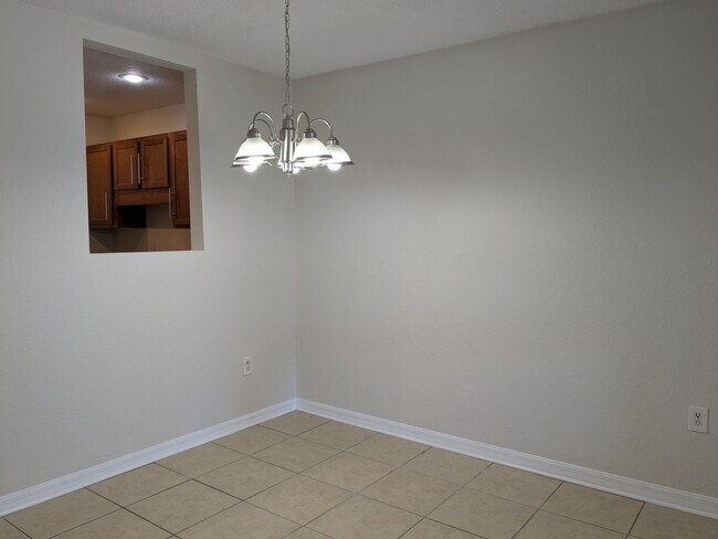 Foto del edificio - First Floor 1 Bedroom, 1 Bathroom Condo in Metro at Michigan Park