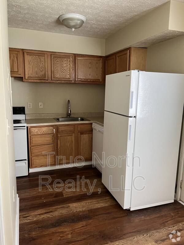 Building Photo - 3099 Jackielane Dr