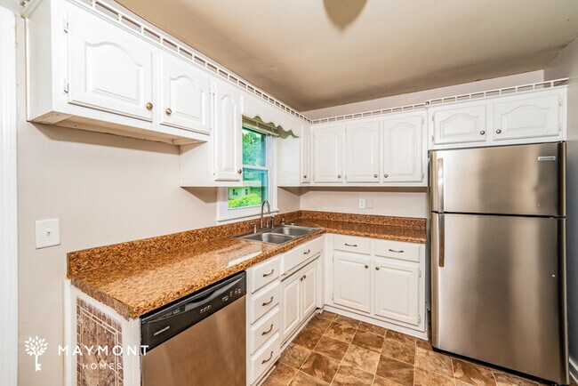 Foto del edificio - 2405 Reed Rd NE