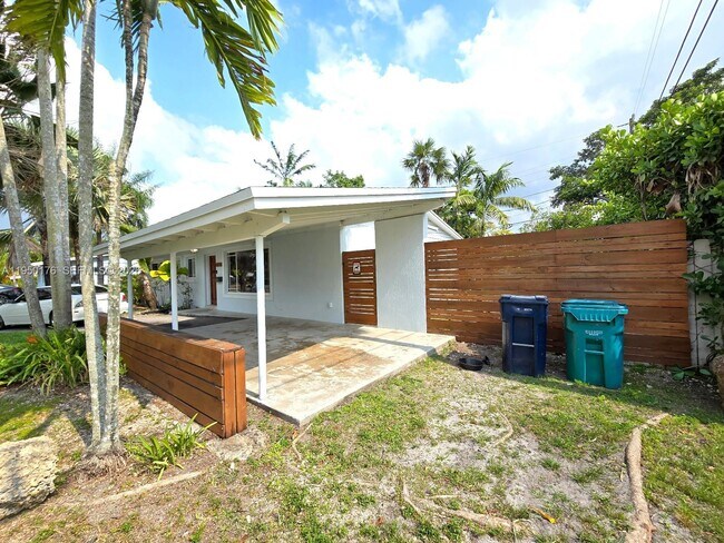 Building Photo - 10330 SW 53rd St