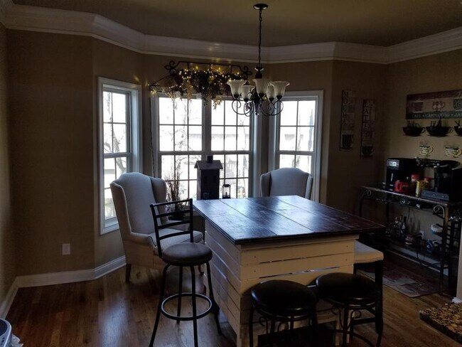Foto del edificio - 3277 Orchard Grass Rd
