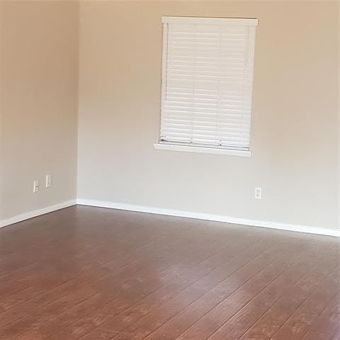 Foto del edificio - 504 Scarlet Oak Dr