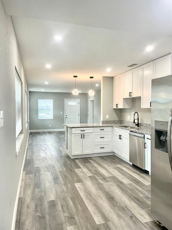 Foto del edificio - 5050 Emerson Ave S