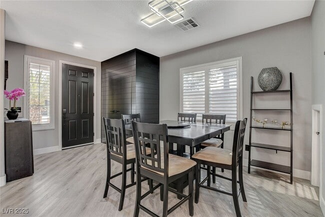 Building Photo - 5938 Creekside Sands Ln
