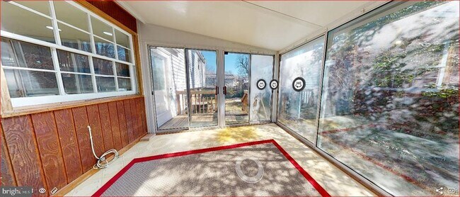 Building Photo - 612 Kenbrook Dr
