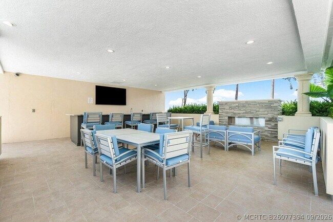 Foto del edificio - 2650 Lake Shore Dr
