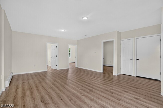 Foto del edificio - 518 Springfield Ave
